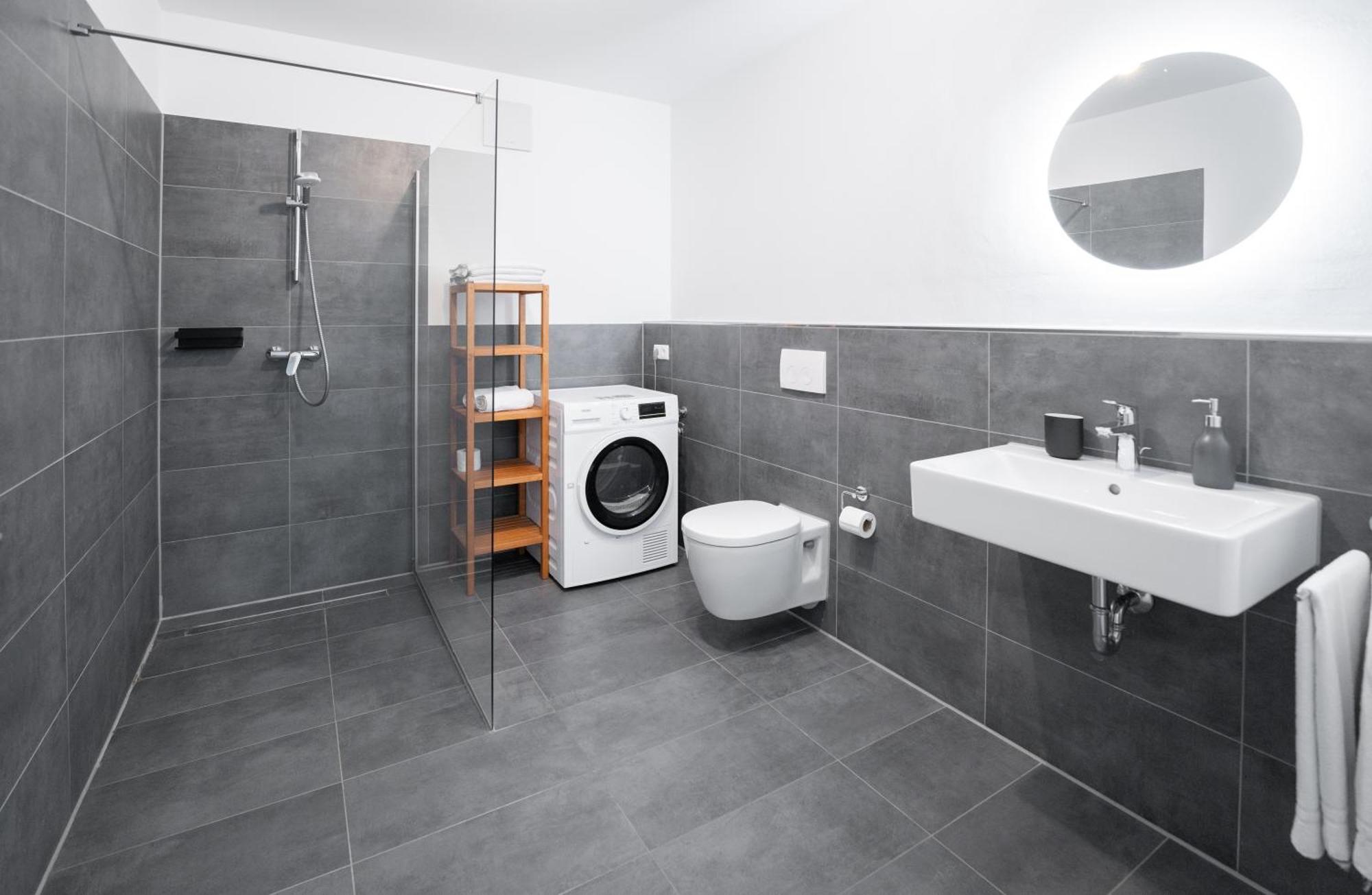 Prime Park Family Apartment Aschaffenburg Buitenkant foto